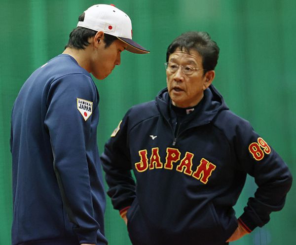 栗山秀樹監督 教員免許