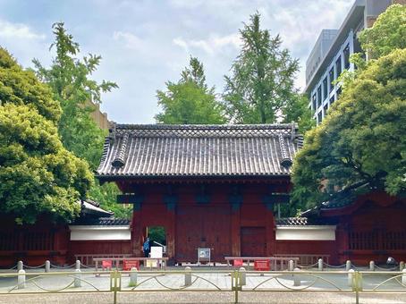 東大の赤門
